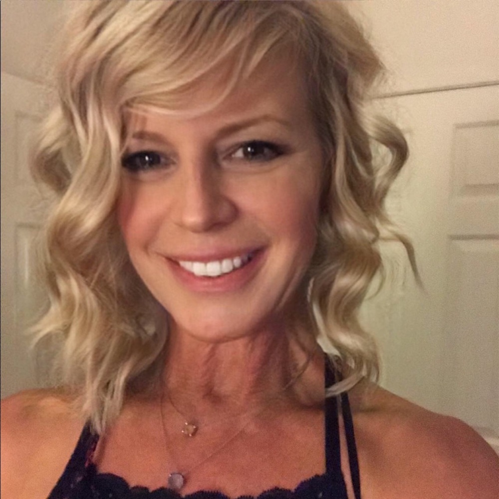 Meet your Posher, Paula